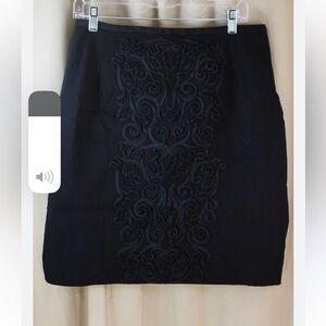 HM BLACK PENCIL SKIRT SIZE 4